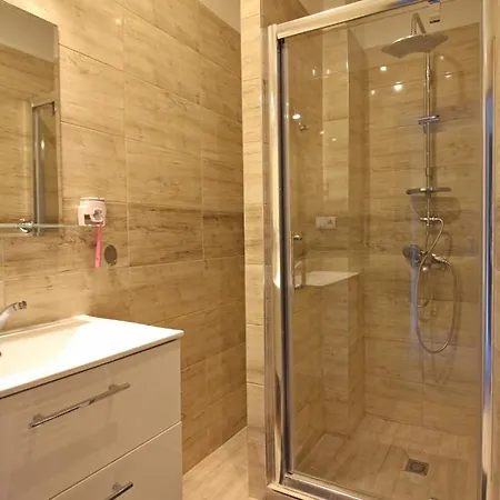 Ua Private In Quarto em Acomodações Particulares *